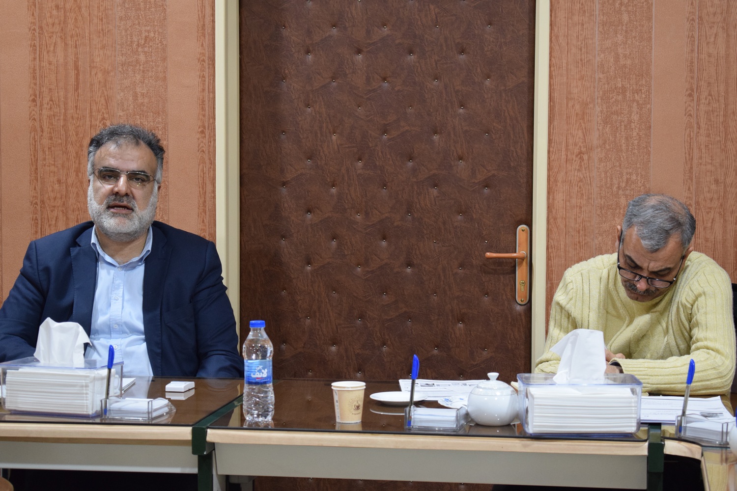 نشست مشترک کمیته راهبردی عملکرد موسسه با حضور دکتر خاکی - 5