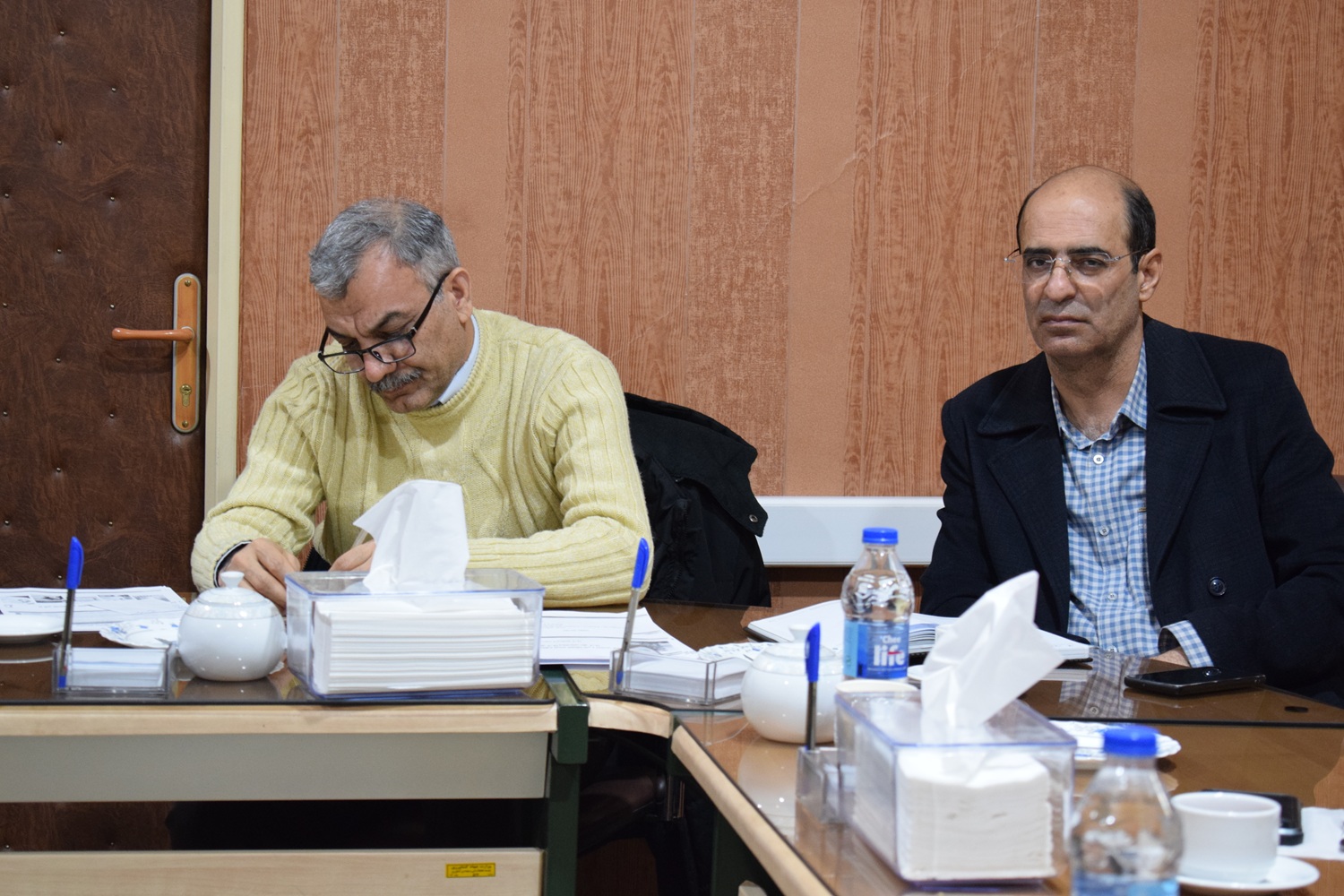 نشست مشترک کمیته راهبردی عملکرد موسسه با حضور دکتر خاکی - 6